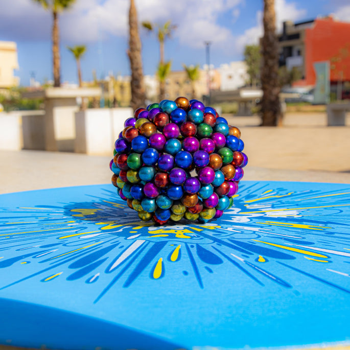 Palline magnetiche Buckyball da 5 mm / Palline magnetiche puzzle magiche  (216 palline magnetiche incluse), consegna casuale a 6 colori